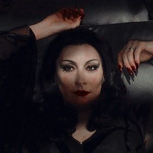 Meet your Posher, Alondra